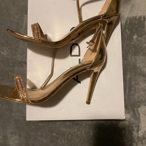 Rose gold heels - Picture 3 of 8